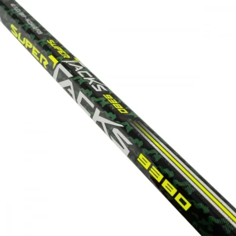 5673-9_hokejka-ccm-super-tacks-9380-jr--tvrdost-50-flex--strana-lava-ruka-dole--lavacka-typ-zahnutia-p29 5673-9_hokejka-ccm-super-tacks-9380-jr--tvrdost-50-flex--strana-lava-ruka-dole--lavacka-typ-zahnutia-p29